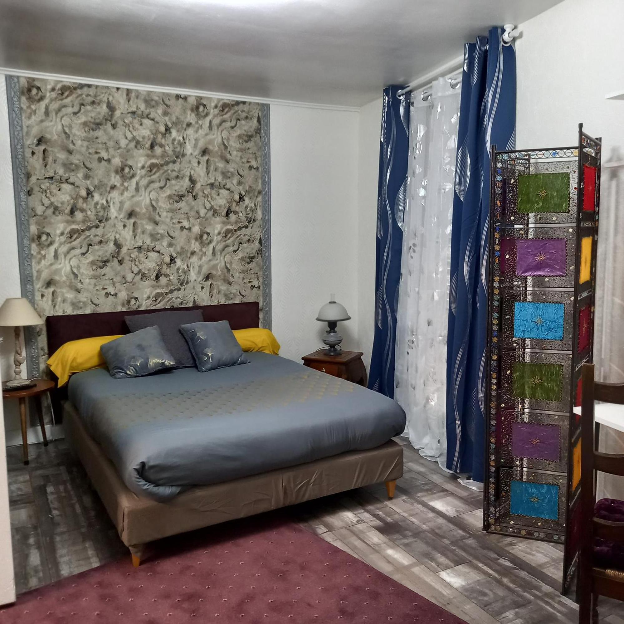 Une Chouette Maison Arcay  Luaran gambar