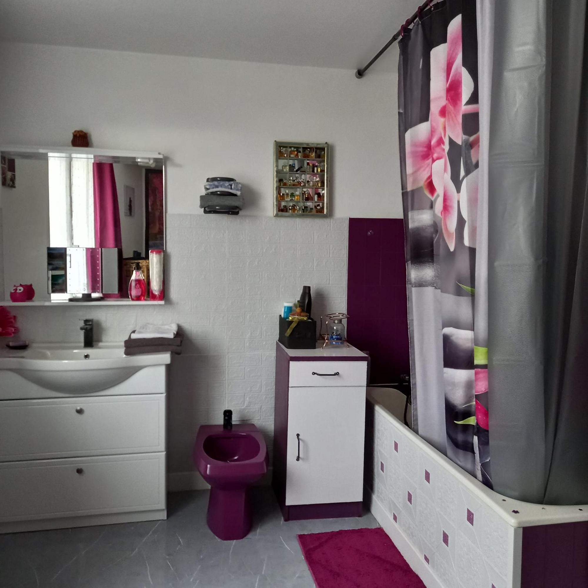 Une Chouette Maison Arcay  Luaran gambar